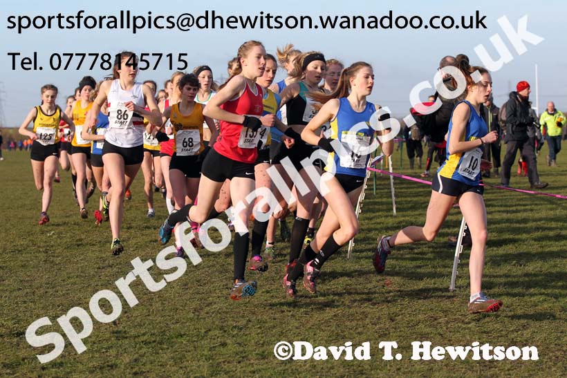Under-17 womens Northern Cross Country  Championships, Pontefract. Photo: David T. Hewitson/Sports for All Pics